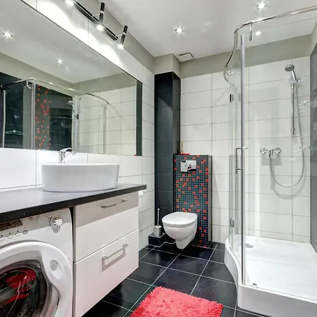Aparthotel By The River In With Pool, Sauna & Gym By Renters Gdaňsk
