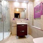 Ξενοδοχείο με διαμερίσματα By The River In With Pool, Sauna & Gym By Renters