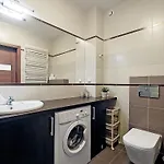 By The River In With Pool, Sauna & Gym By Renters 3*