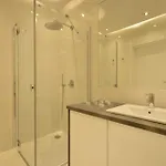 By The River In With Pool, Sauna & Gym By Renters Ξενοδοχείο με διαμερίσματα