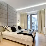 Ξενοδοχείο με διαμερίσματα By The River In With Pool, Sauna & Gym By Renters Γκντανσκ