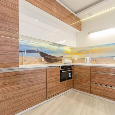 Apartahotel Dom & House By The River In With Pool, Sauna And Gym 3*