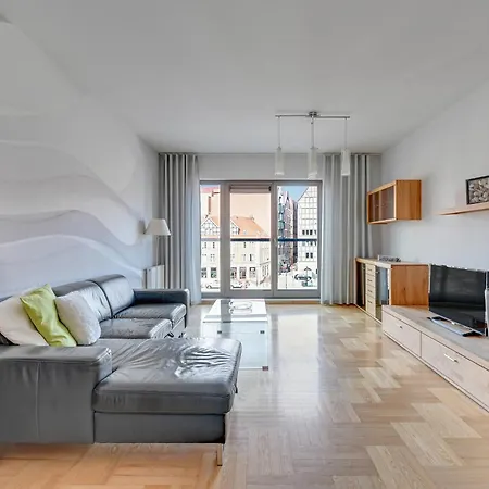 Apartamento Economy Dom & House By The River In With Pool, Sauna And Gym
