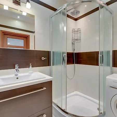 By The River In With Pool, Sauna & Gym By Renters Appart hôtel 3*
