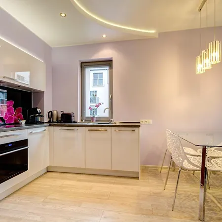 公寓式酒店 By The River In With Pool, Sauna & Gym By Renters