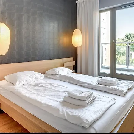 Appart hôtel Dom & House By The River In With Pool, Sauna And Gym