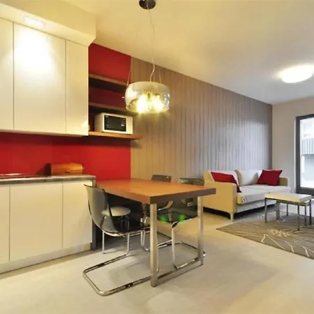 Economy Dom & House By The River In With Pool, Sauna And Gym *