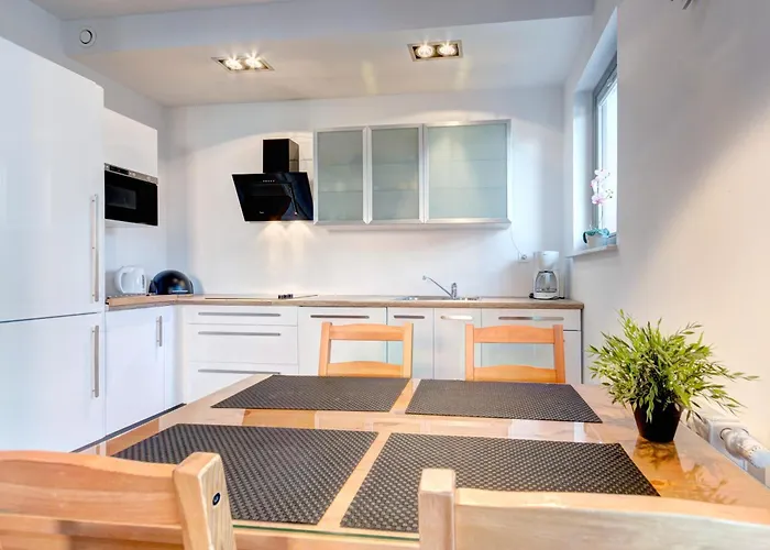 Dom & House By The River In With Pool, Sauna And Gym Aparthotel 3*