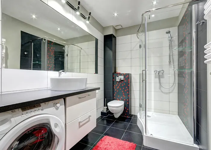 Aparthotel Dom & House By The River In With Pool, Sauna And Gym Gdaňsk