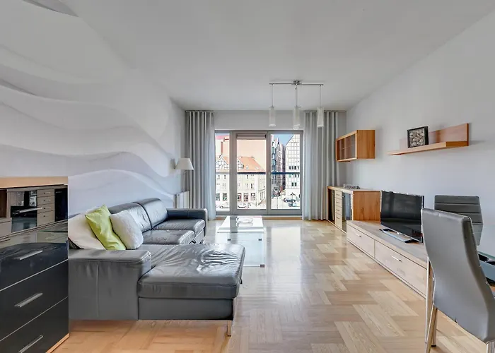 Aparthotel Dom & House By The River In With Pool, Sauna And Gym