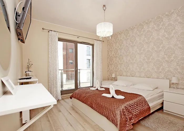 By The River In With Pool, Sauna & Gym By Renters 公寓式酒店 3*