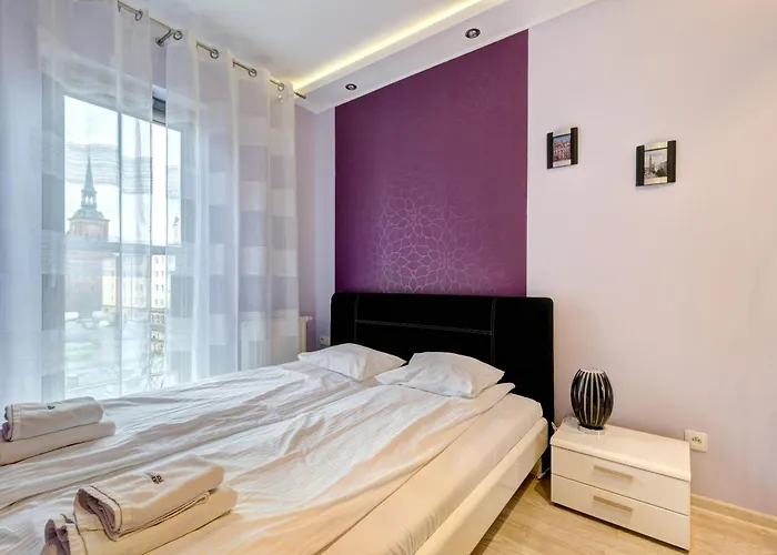 Aparthotel Dom & House By The River In With Pool, Sauna And Gym Gdaňsk
