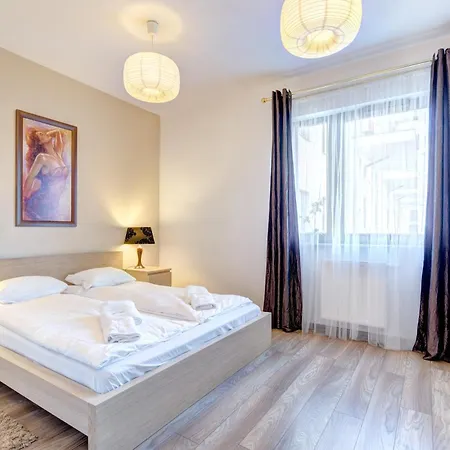 By The River In With Pool, Sauna & Gym By Renters Appart hôtel Gdańsk