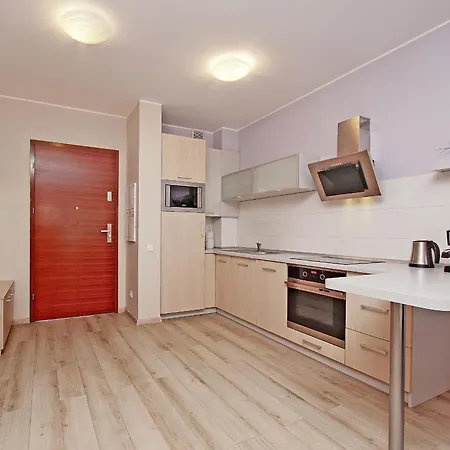 By The River In With Pool, Sauna & Gym By Renters 3*